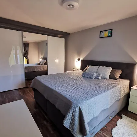 Apartman Lejla * Пореч